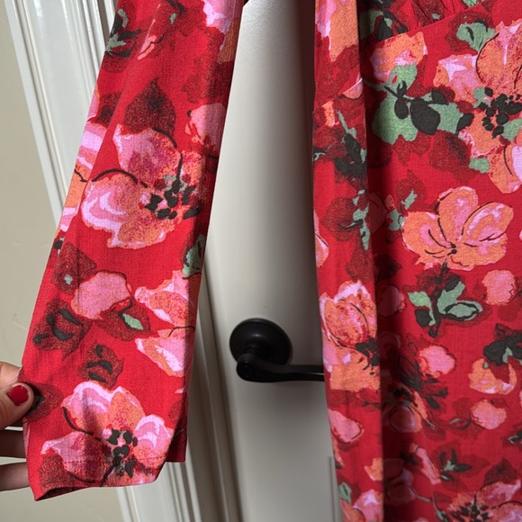 NWOT H&M Large Red Floral Long Sleeve Dress Deep V-neck MIDI - Picture 3 of 8
